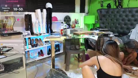 Snapshot of angelinasia chatting on February 5, 10:08 am Angel online show from February 5, 10:08 am