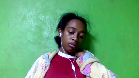 angeline221173 online show from June 20, 6:05 am