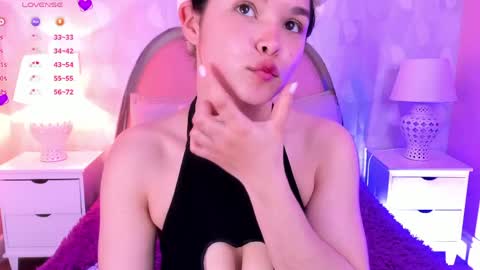 angeline online show from April 23, 12:29 pm