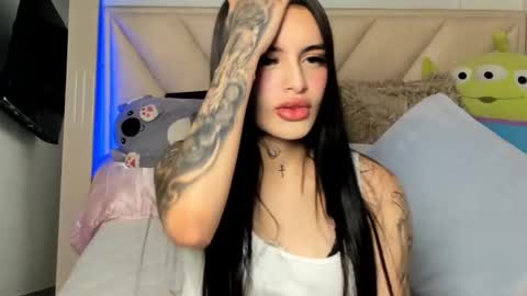 Snapshot of angeline__smith chatting on March 7, 10:56 am Angeline Smith online show from March 7, 10:56 am