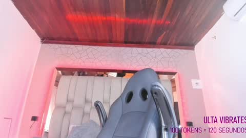 Angeline Heet online show from December 19, 10:02 am