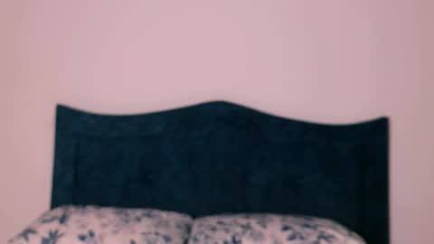 Snapshot of angelinhaa chatting on November 18, 1:00 am Angelinhaa online show from November 18, 1:00 am