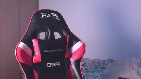 Snapshot of angelinhaa chatting on January 19, 4:49 am Angelinhaa online show from January 19, 4:49 am