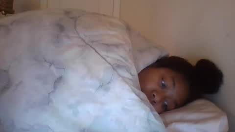 angeliquebelcaliz online show from February 16, 8:10 am