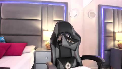 Angelique Muller  online show from November 23, 2:06 pm