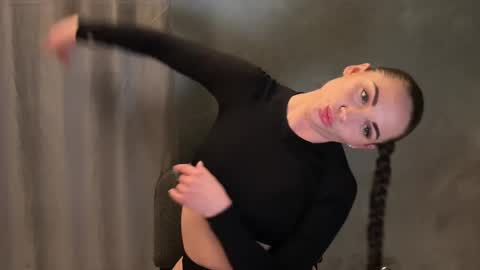 angelisa_fox online show from April 8, 6:41 pm