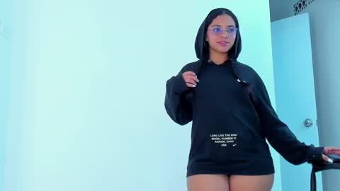 A F R O D I T A online show from October 30, 12:17 pm