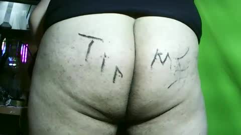 Snapshot of angelking120200 chatting on November 6, 4:30 pm Roy online show from November 6, 4:30 pm