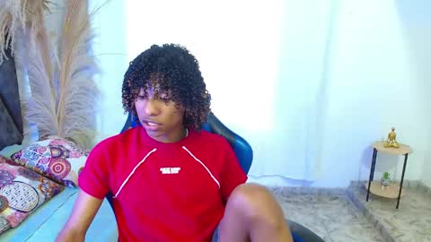 Snapshot of angell18_ chatting on June 1, 8:54 pm Angel online show from June 1, 8:54 pm