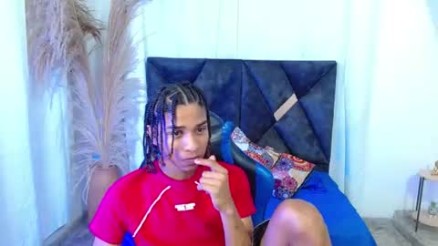 Snapshot of angell18_ chatting on June 19, 8:45 pm Angel online show from June 19, 8:45 pm