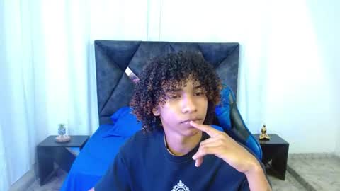 Snapshot of angell18_ chatting on June 30, 9:05 pm Angel online show from June 30, 9:05 pm