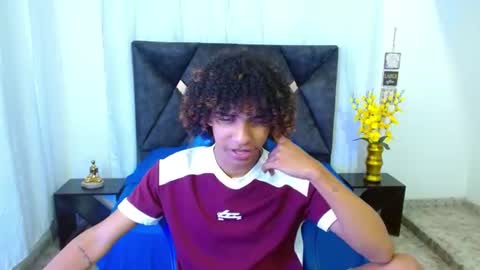 Snapshot of angell18_ chatting on July 13, 8:33 pm Angel online show from July 13, 8:33 pm