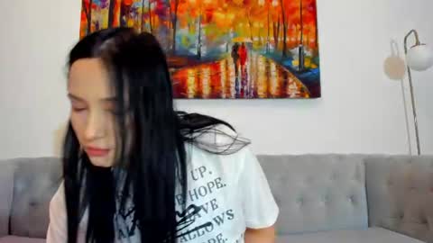 Anne online show from June 13, 7:23 pm