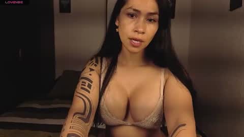 Snapshot of angellaisabella chatting on July 28, 12:48 pm ANGELA ISABELLA online show from July 28, 12:48 pm