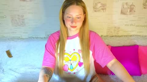 Cutie online show from September 18, 3:14 pm