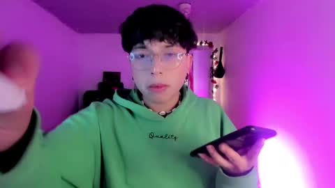 Snapshot of angellonfire chatting on November 10, 4:11 am Angel online show from November 10, 4:11 am