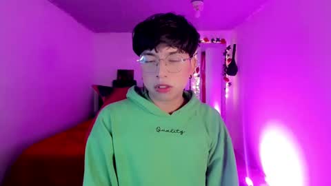 Snapshot of angellonfire chatting on November 11, 7:19 am Angel online show from November 11, 7:19 am