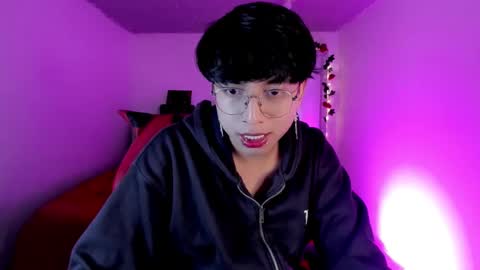 Snapshot of angellonfire chatting on December 3, 3:36 am Angel online show from December 3, 3:36 am