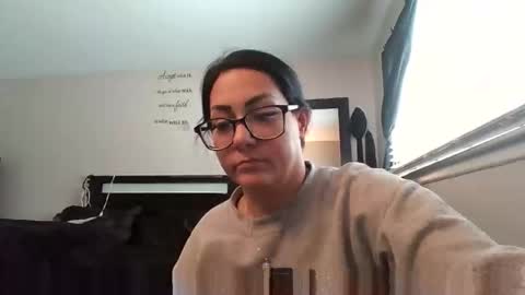 Snapshot of angelmarie7 chatting on December 1, 5:51 pm Angel Marie online show from December 1, 5:51 pm