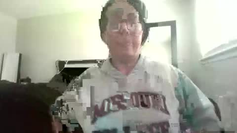 Angel Marie online show from April 29, 4:11 pm