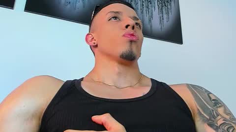 Angelo Varek online show from March 17, 3:55 am