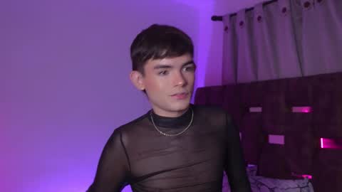 Angelo I work from home this is my room  online show from September 14, 5:39 am