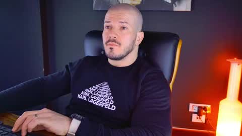 BlackWolf online show from January 21, 8:52 am