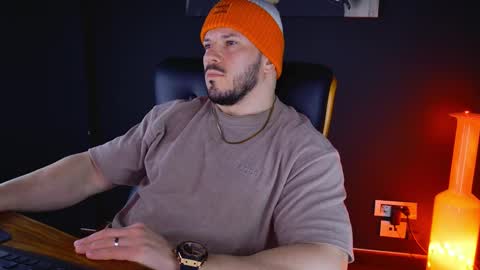 BlackWolf online show from February 2, 6:48 am