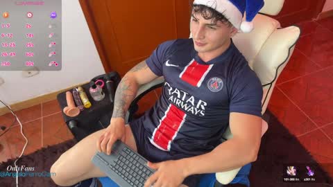 Angelo Ferro online show from December 14, 7:36 pm