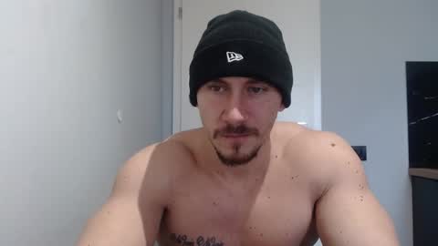 Snapshot of angelofit chatting on February 7, 10:19 am ------- SEX SHOW WITH GUYS AND GIRLS MUSCLE SHOW online show from February 7, 10:19 am