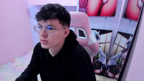angelo online show from June 21, 1:24 pm