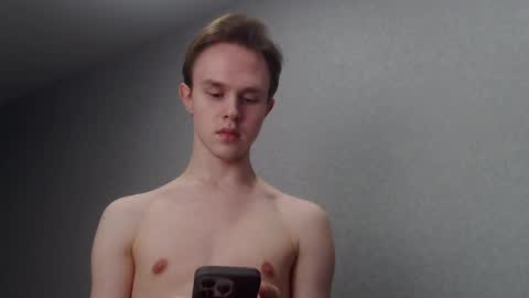 Snapshot of angelraaay chatting on January 22, 6:10 pm Angel online show from January 22, 6:10 pm