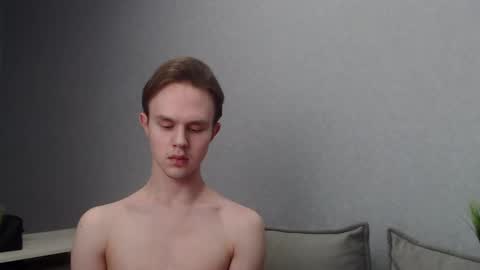 Snapshot of angelraaay chatting on January 30, 6:43 pm Angel online show from January 30, 6:43 pm