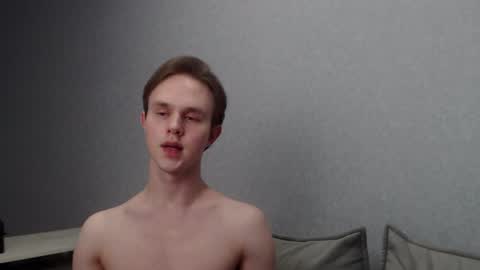 Snapshot of angelraaay chatting on February 12, 5:58 pm Angel online show from February 12, 5:58 pm