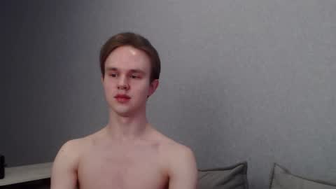 Snapshot of angelraaay chatting on February 18, 8:59 am Angel online show from February 18, 8:59 am