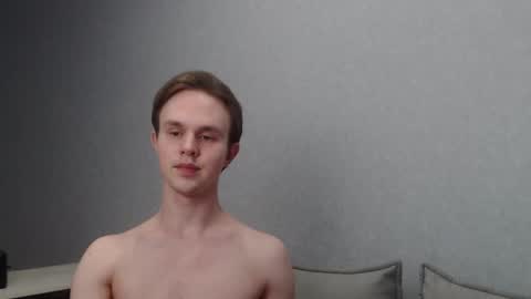 Snapshot of angelraaay chatting on February 19, 7:05 pm Angel online show from February 19, 7:05 pm