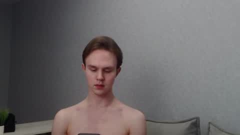 Snapshot of angelraaay chatting on February 26, 6:11 pm Angel online show from February 26, 6:11 pm