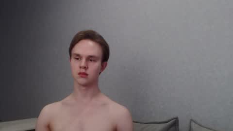 Snapshot of angelraaay chatting on March 1, 12:12 pm Angel online show from March 1, 12:12 pm