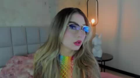angelrose2323 online show from July 10, 9:17 pm