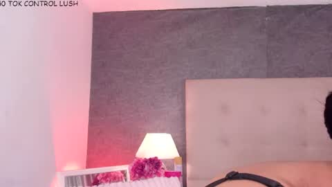 Angela online show from July 28, 6:20 pm