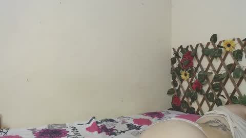 Snapshot of angelsexhotlatin chatting on January 19, 3:27 pm angelsexhotlatin online show from January 19, 3:27 pm