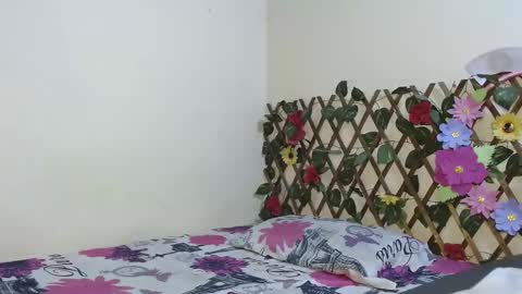 Snapshot of angelsexhotlatin chatting on March 17, 1:43 am angelsexhotlatin online show from March 17, 1:43 am