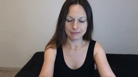 Snapshot of angelslive99 chatting on July 22, 11:57 am Giulia online show from July 22, 11:57 am
