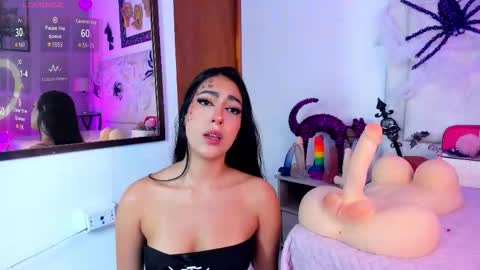 Snapshot of angelss7777 chatting on October 25, 9:20 pm Angel online show from October 25, 9:20 pm