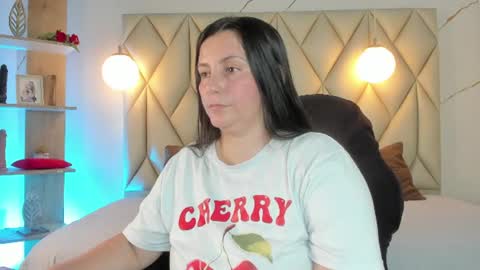 ANGIE online show from June 19, 2:21 pm