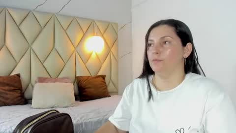 ANGIE online show from August 3, 2:22 pm