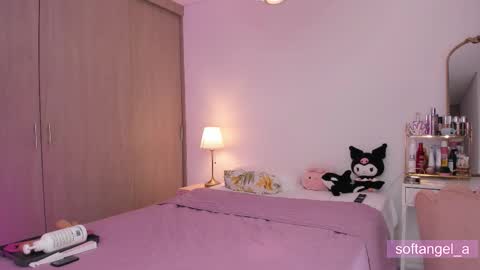 Snapshot of angeluniverse chatting on October 23, 8:40 pm angel online show from October 23, 8:40 pm