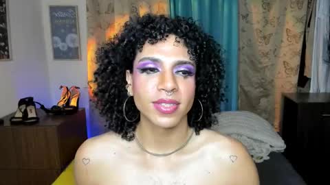 angelwhitte online show from March 6, 6:43 am