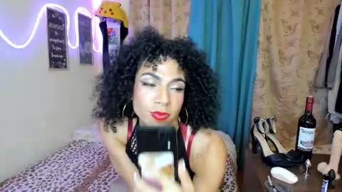 Snapshot of angelwhitte chatting on July 30, 1:15 am angelwhitte online show from July 30, 1:15 am