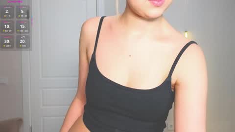  Im Chloe  i do FLASH BOOBS for new fan club online show from May 1, 10:03 pm